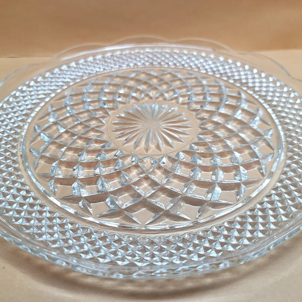 Set of 2 Vtg Anchor Hocking Wexford Clear Glass Dinner Plates 9.5 Inch Diamond‎